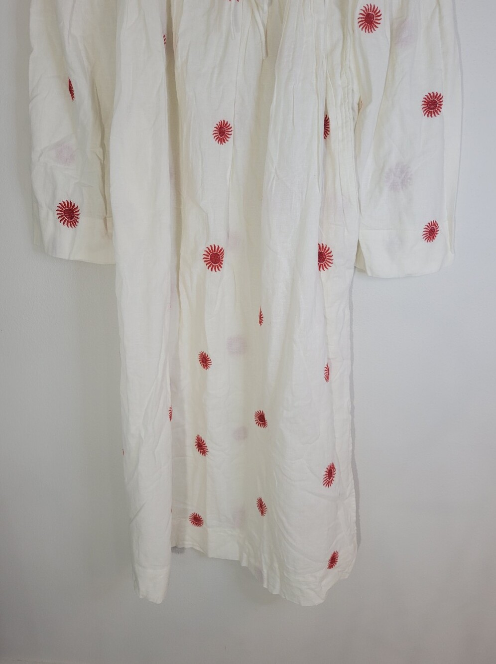 FREE PEOPLE WOMEN SIZE M White Midi Peasant Dress with Red Sunburst Embroidery - Picture 7 of 12